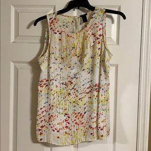 Sleeveless blouse